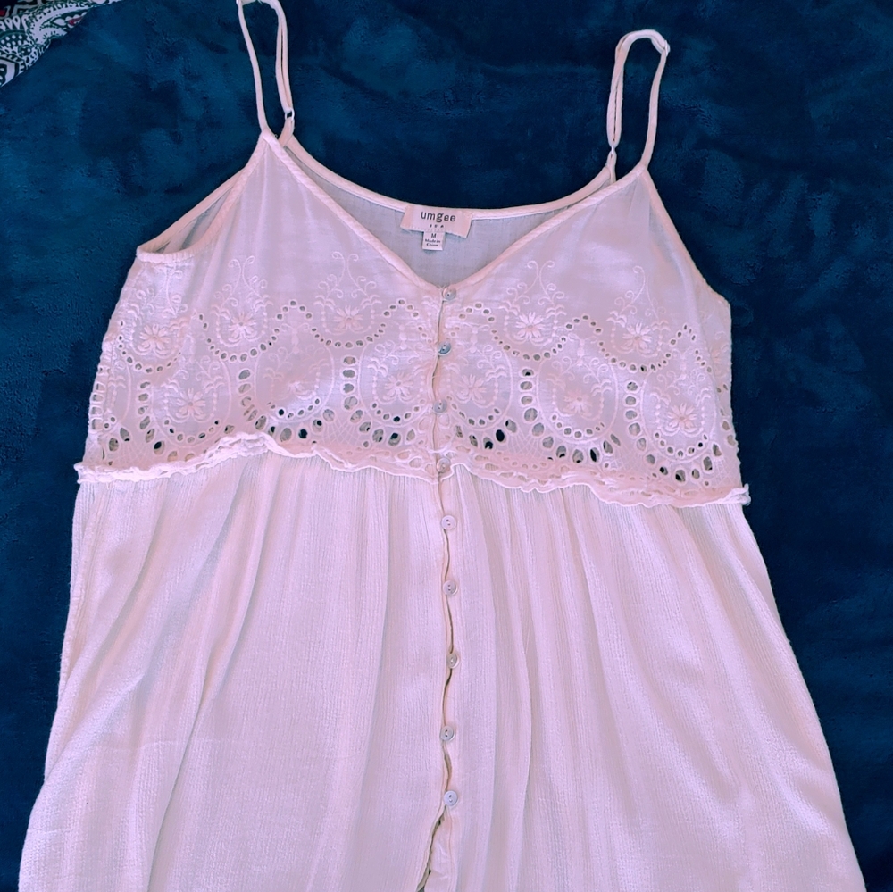 Tank top with lace